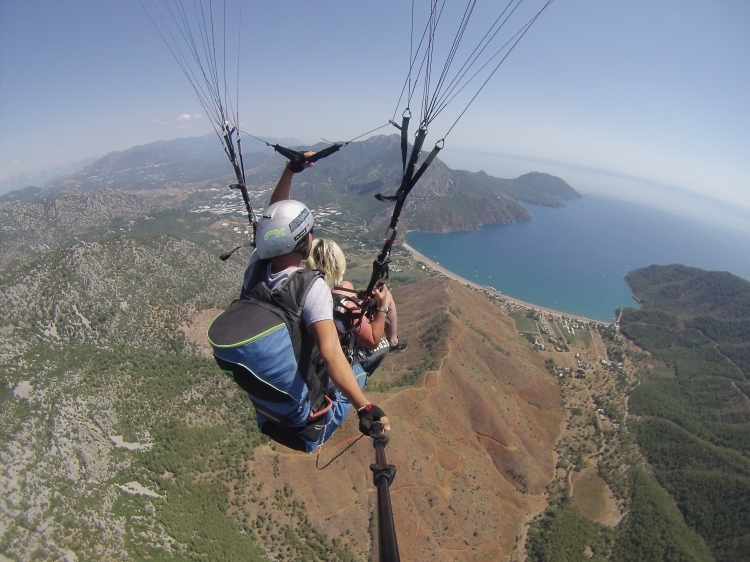 Yamaç Paraşütü Ve Tekne Turu